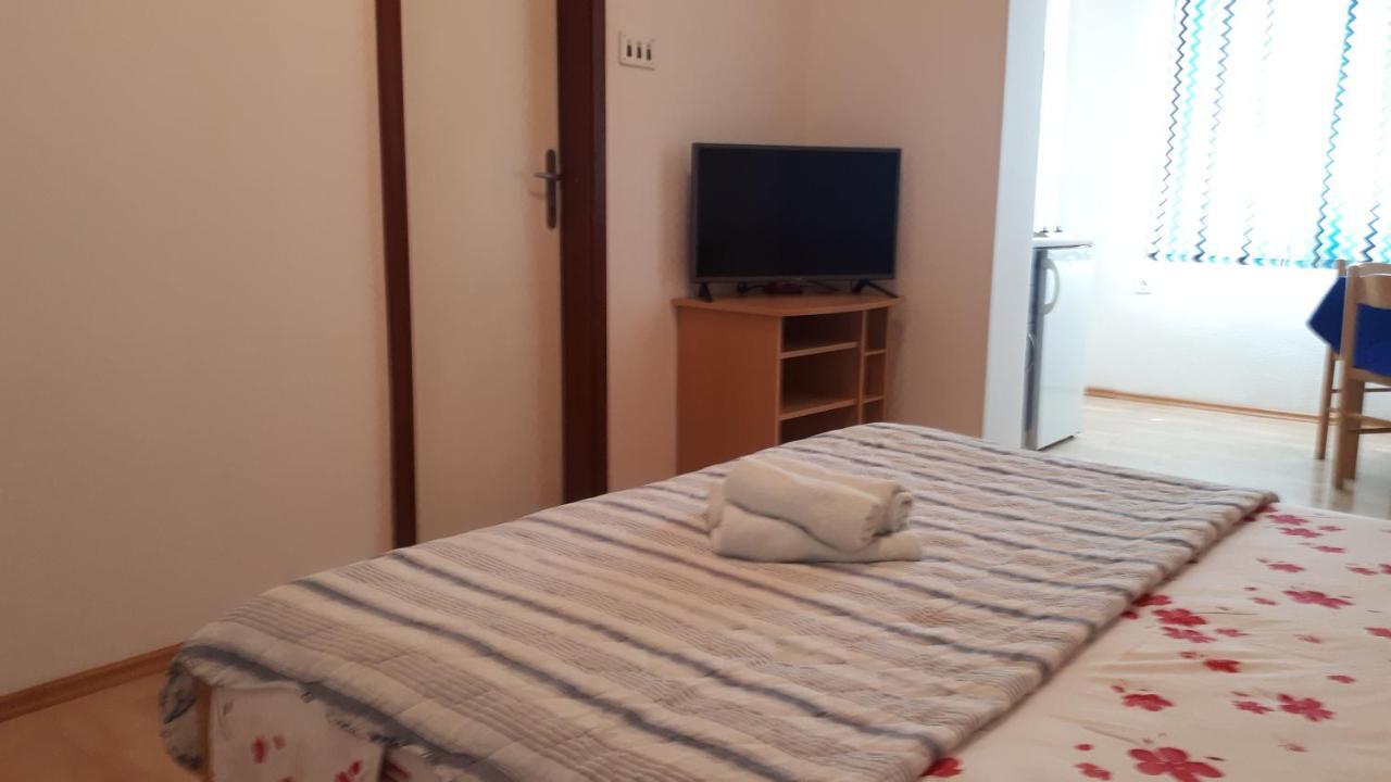 Apartmani Riba Makarska Buitenkant foto
